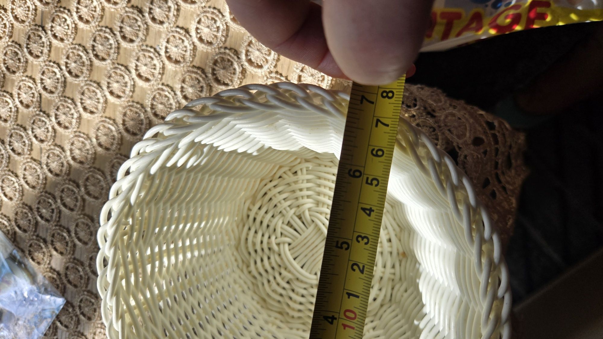 Koszyk bialy 16 cm.