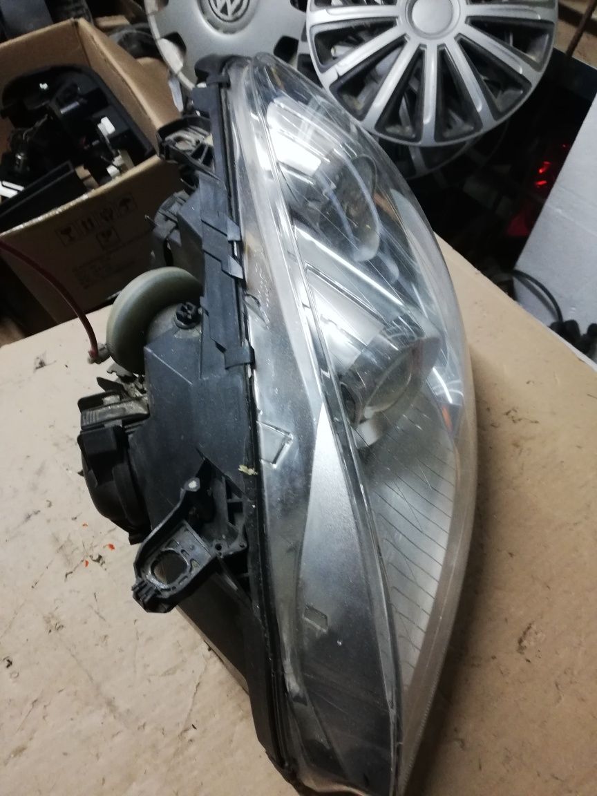 Lampa przód lewa Mercedes w 245 europa