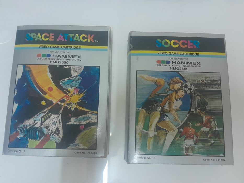 Consola de jogos Hanimex HMG2650 e 2 jogos