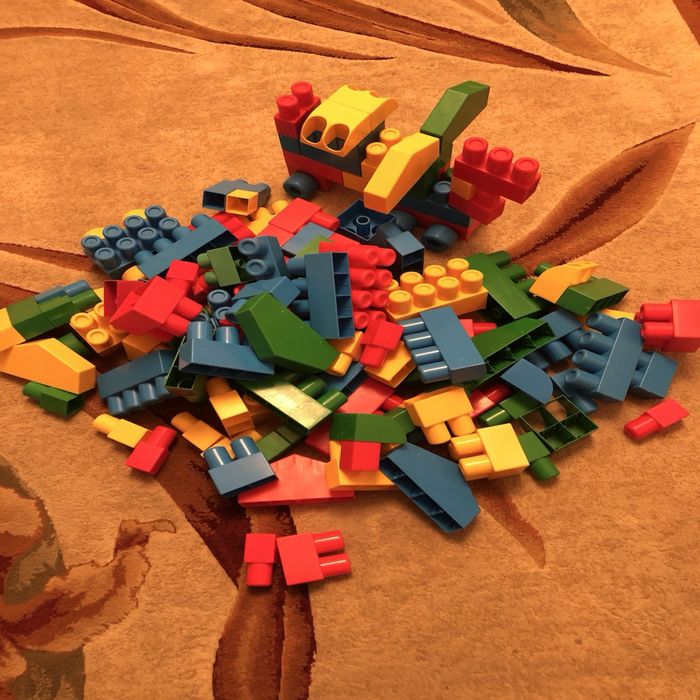 Duzy zestaw klockow mega bloks