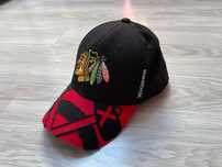 Czapka z daszkiem Reebok Chicago Blackhawks NHL rozmiar S/M
