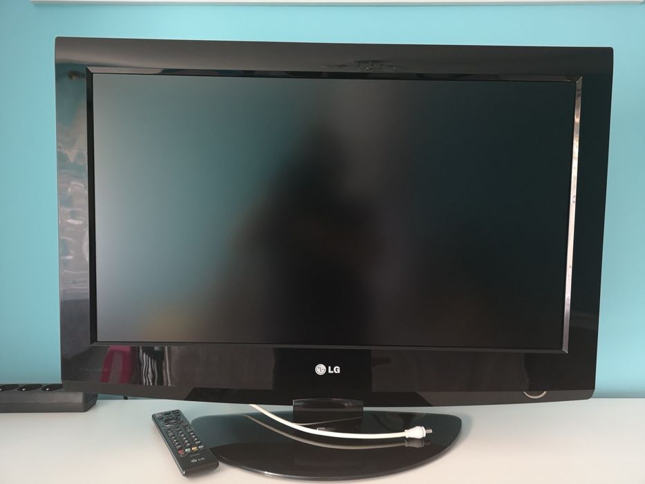 Telewizor LCD LG 32LG2000 32'' HD