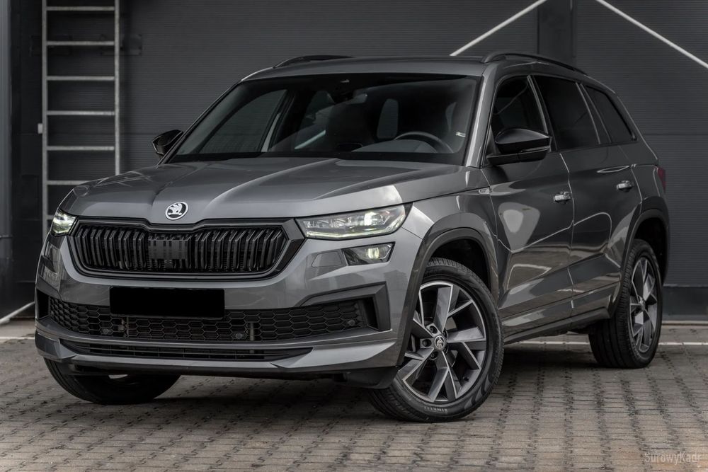 Skoda Kodiaq VAT23 / 7 miejsc / Canton / Hak / Webasto / ASO / Bezwypadkowy