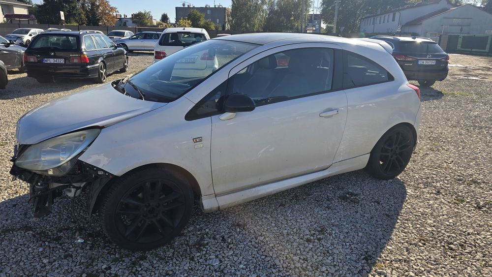 Opel Corsa Parking Kasacyjny Warszawa