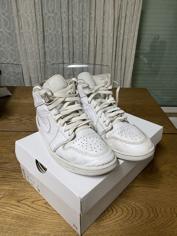 jordan 1 branco com caixa