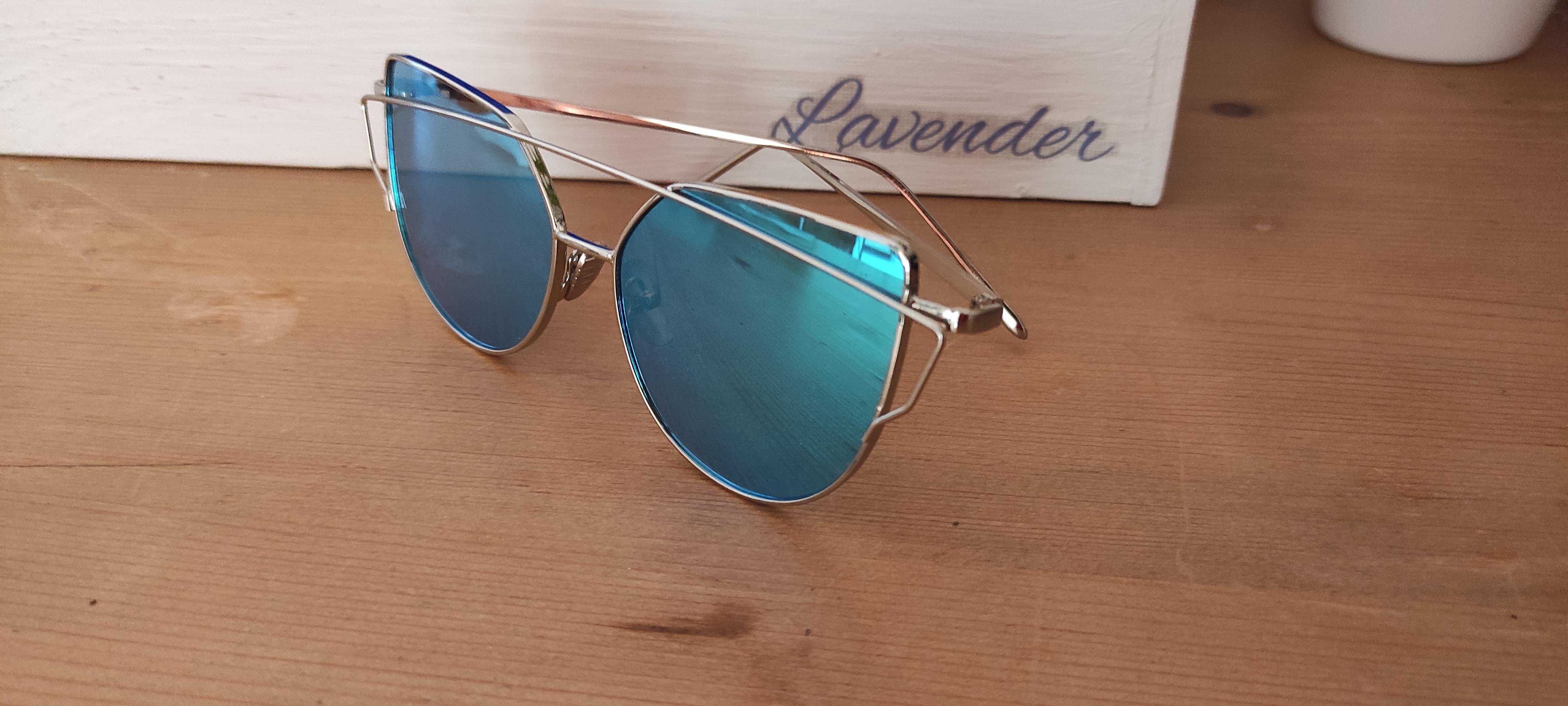 Okulary przeciwsłoneczne damskie niebieskie szkła Elegance