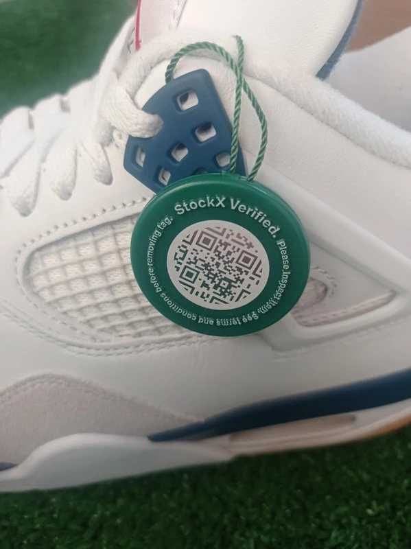 Novo Jordan 4 Blue Navy 42.5 – Original Box & StockX Authentication