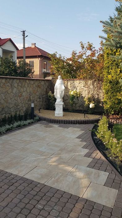 Укладання бруківки укладка тротуарної плитки Львів