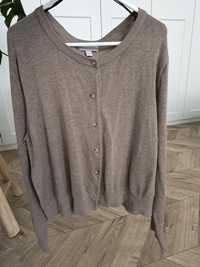 Dzianinowy swetr z wiskozy brązowy zapinany