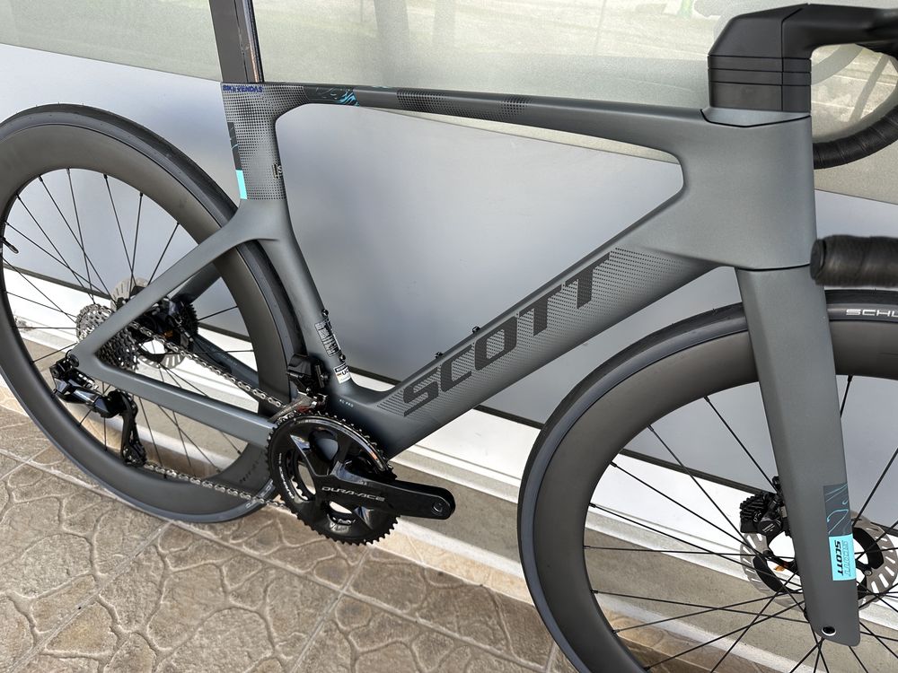 Bicicleta Scott Foil RC Pro - Topo de Gama