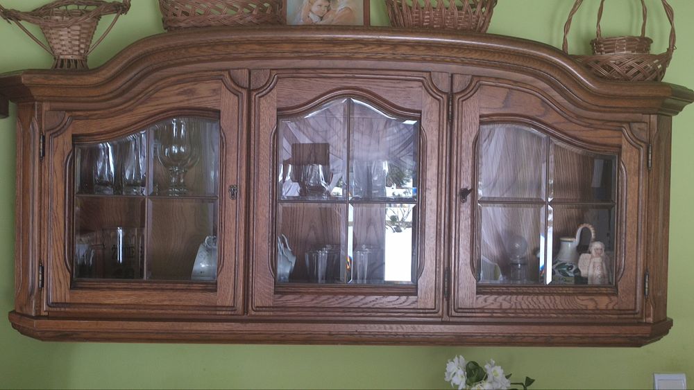 Witryna wisząca lite drewno