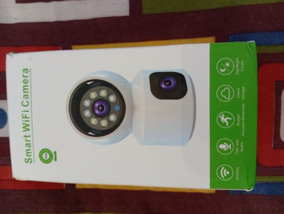 Vendo câmera WiFi nova