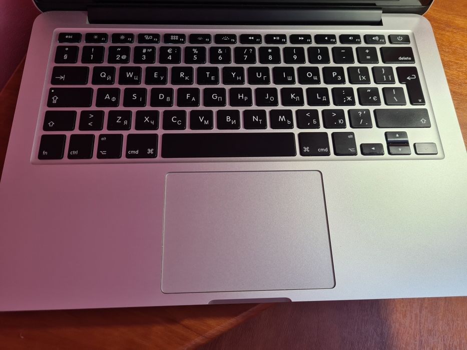 Apple MacBook Pro a1502 8/256