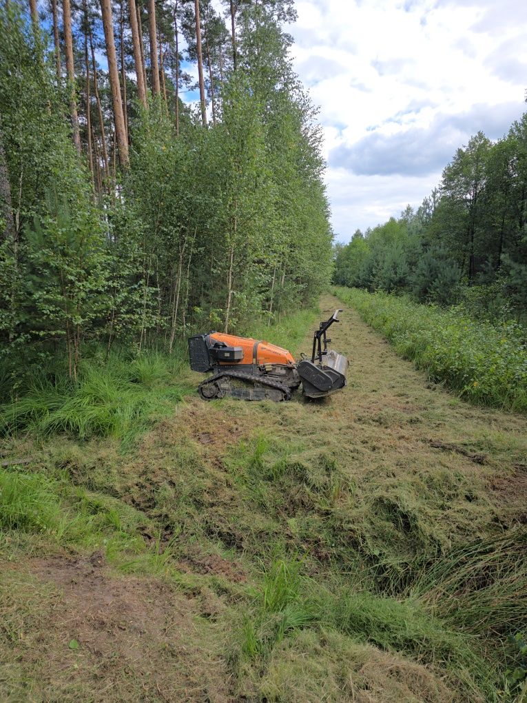 Mulczowanie, koszenie, odkrzaczanie robotem energreen