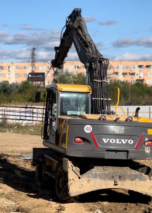 Оренда Гусеничний, Колісний Екскаватор Стрий, Львівська область