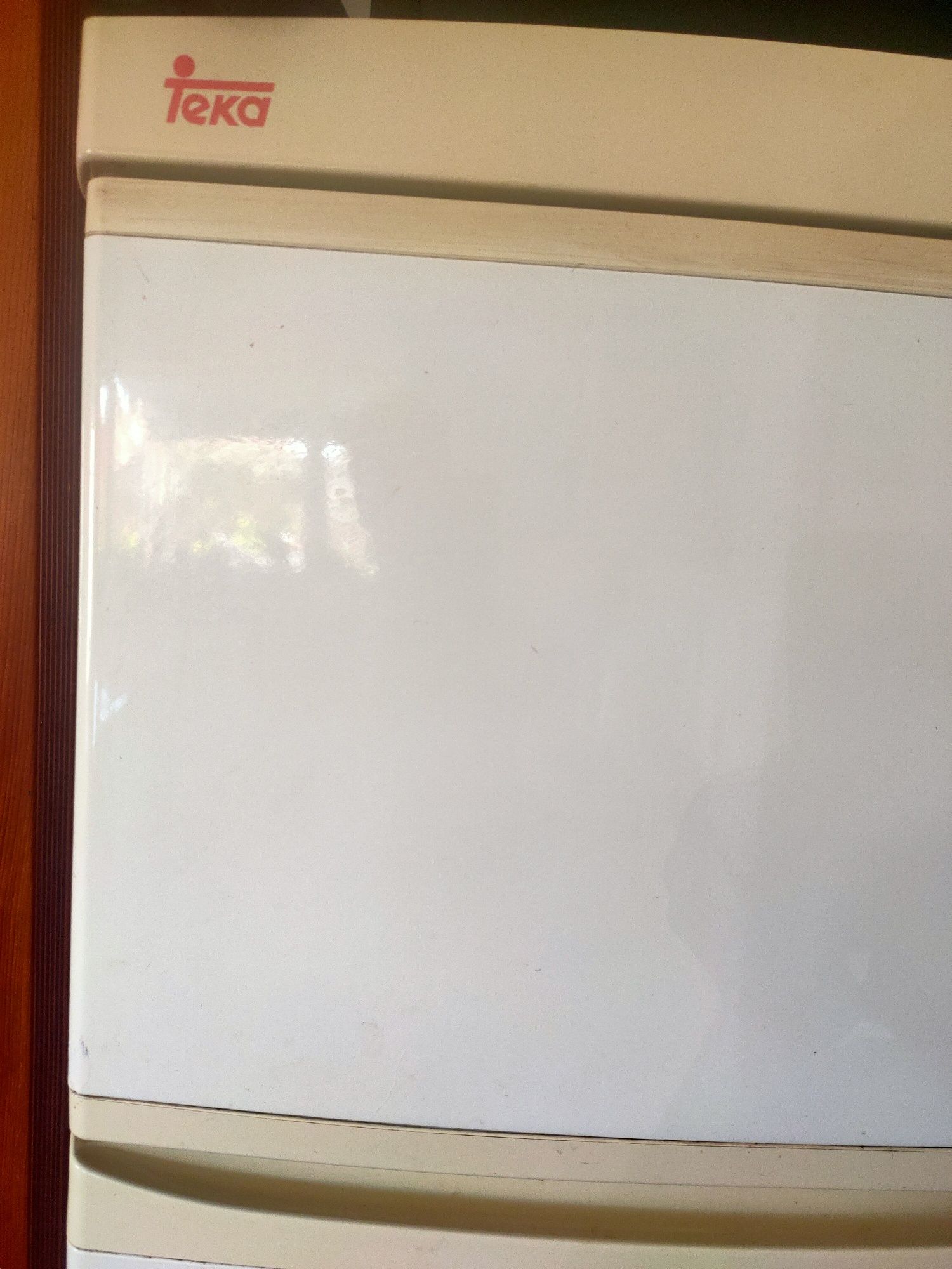 Frigorífico Teka com congelador