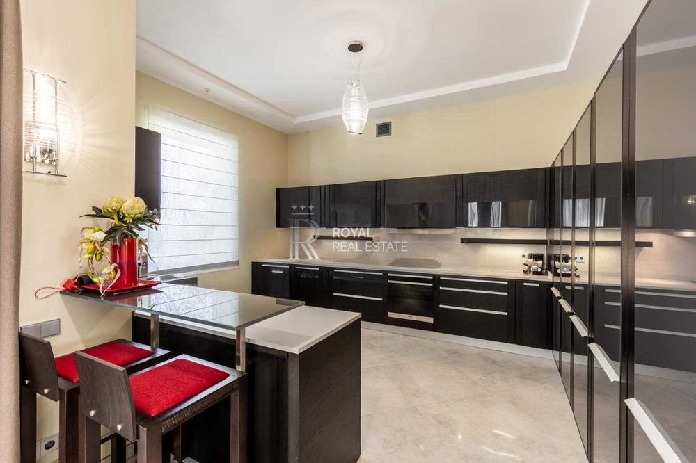 Оренда Будинок 350 м2 з басейном 13сот Козин закрите котеджне містечко