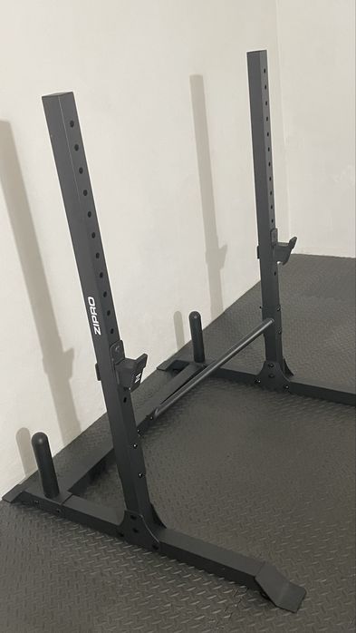 Suporte para barras de peso