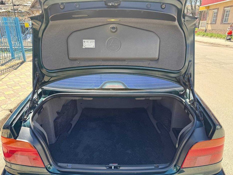 BMW E39 520i 1997 M52B20 (БМВ Е39)