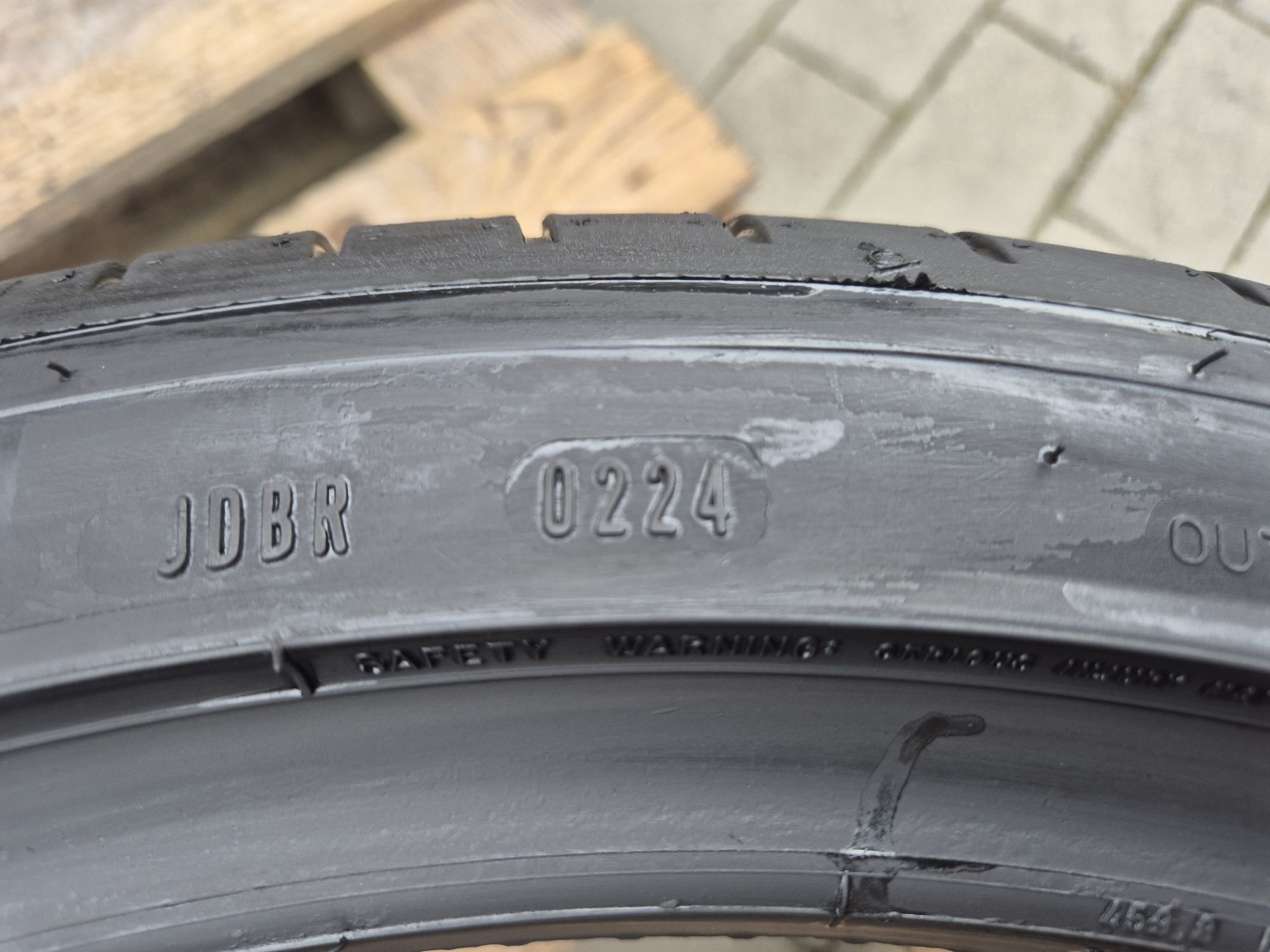 225/40/18 92Y Dunlop Sport Maxx RT 2. Jak nowe  7,5mm 2024.r