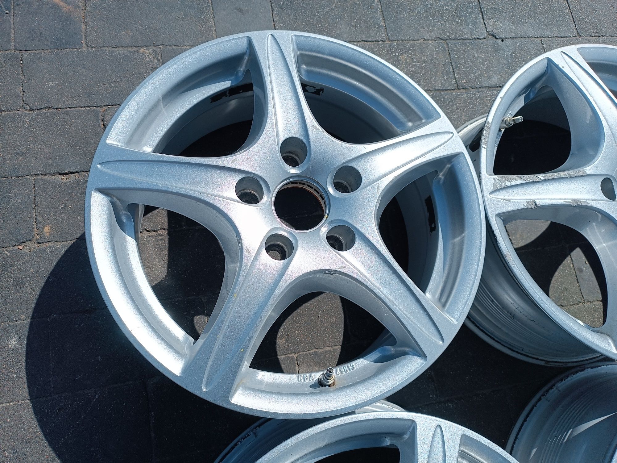 Felgi Alu Mazda Kia Hyundai 5x114.3 ET50 6.5J16