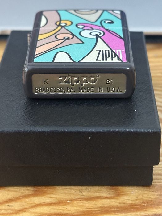Nigdy nieużywane Zippo