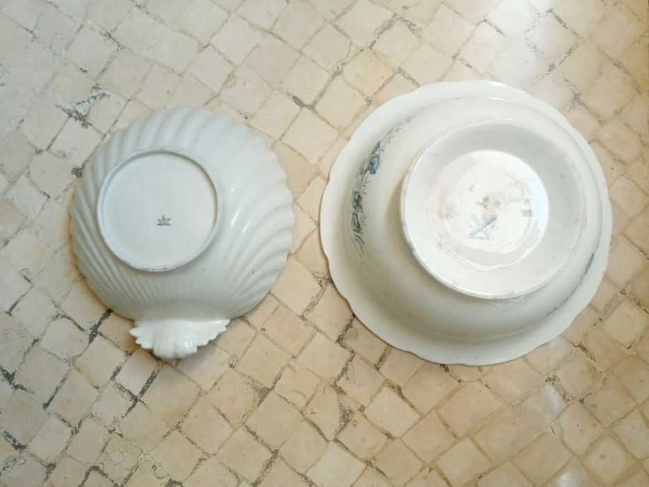 Faiança, porcelana, vidro e cristal antigos