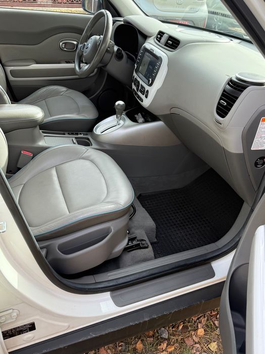 Оренда електромобіля