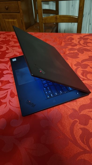 Lenovo ThinkPad P1 Gen3 - i7 vPro - NVIDIA T2000 - 32GB RAM