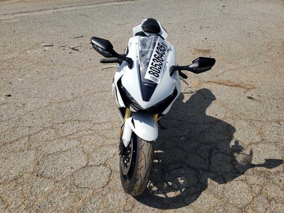 2025 HONDA CBR1000 RR