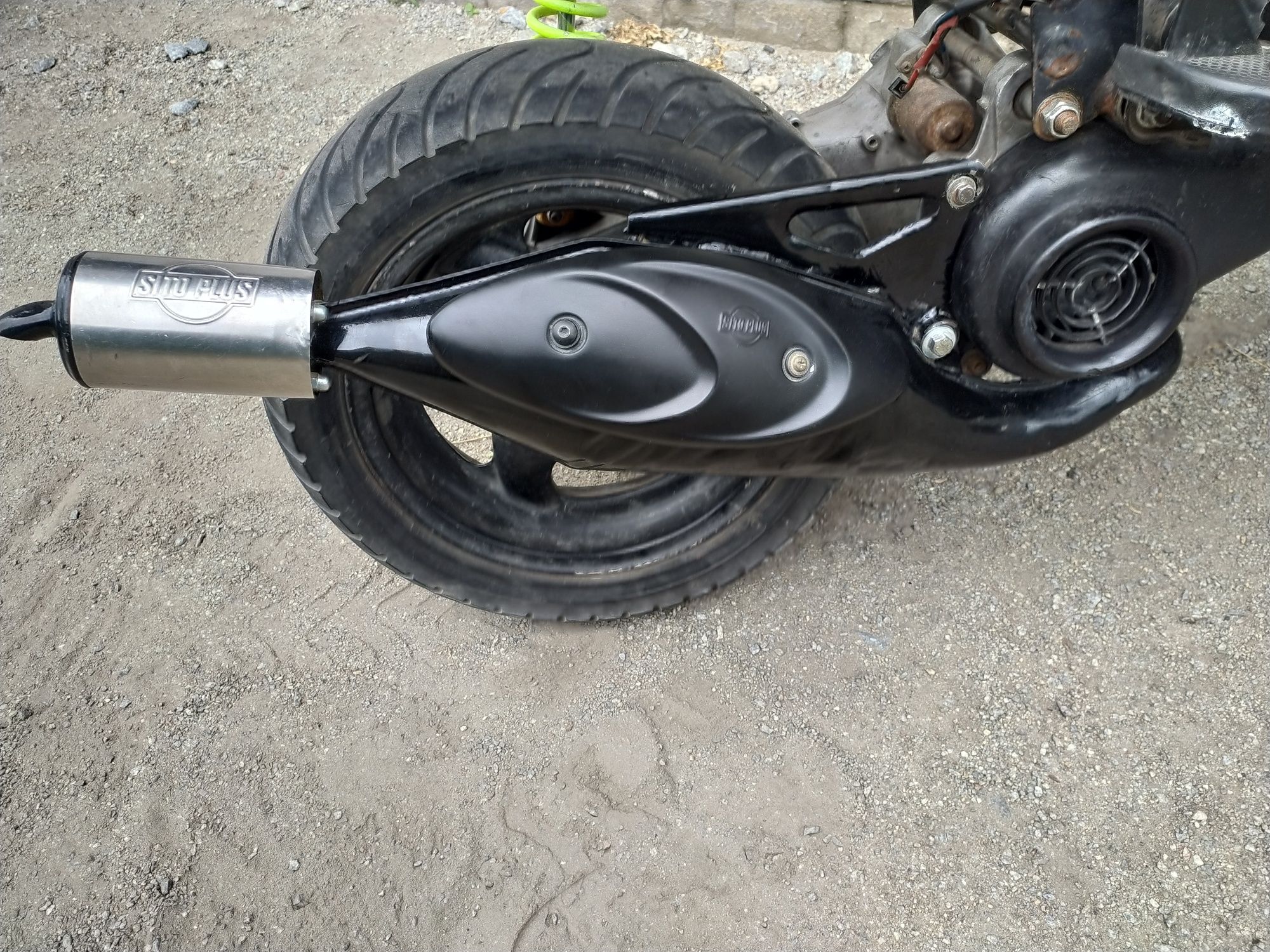Aprilia rally AC