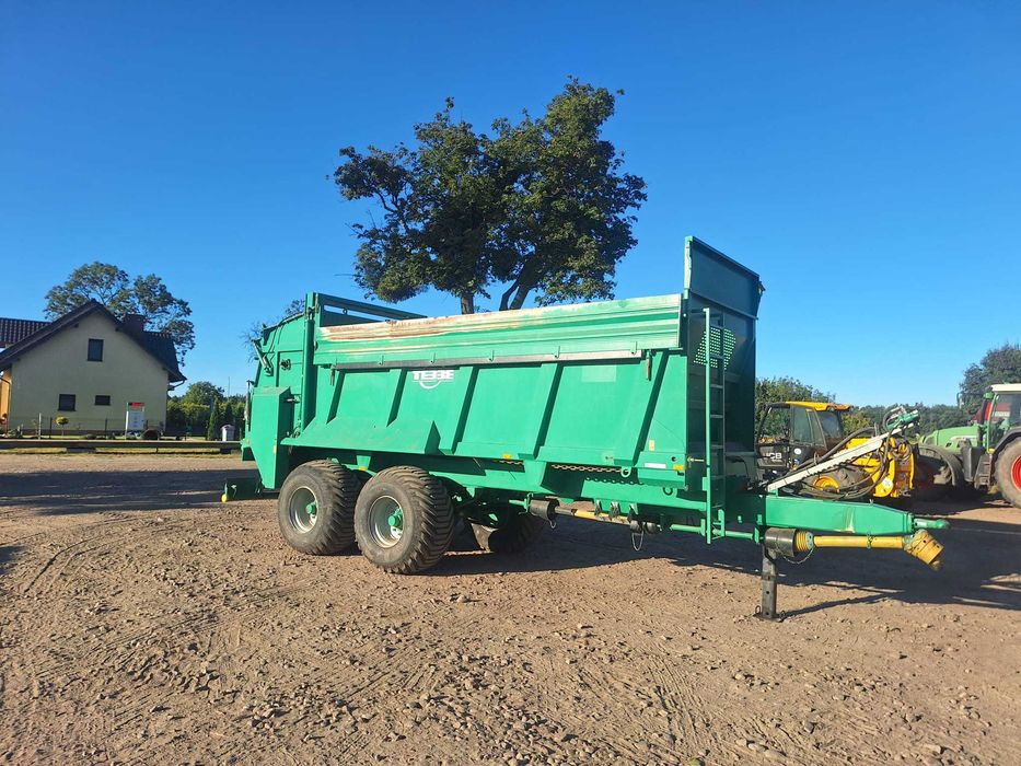 Rozrzutnik obornika TEBBE