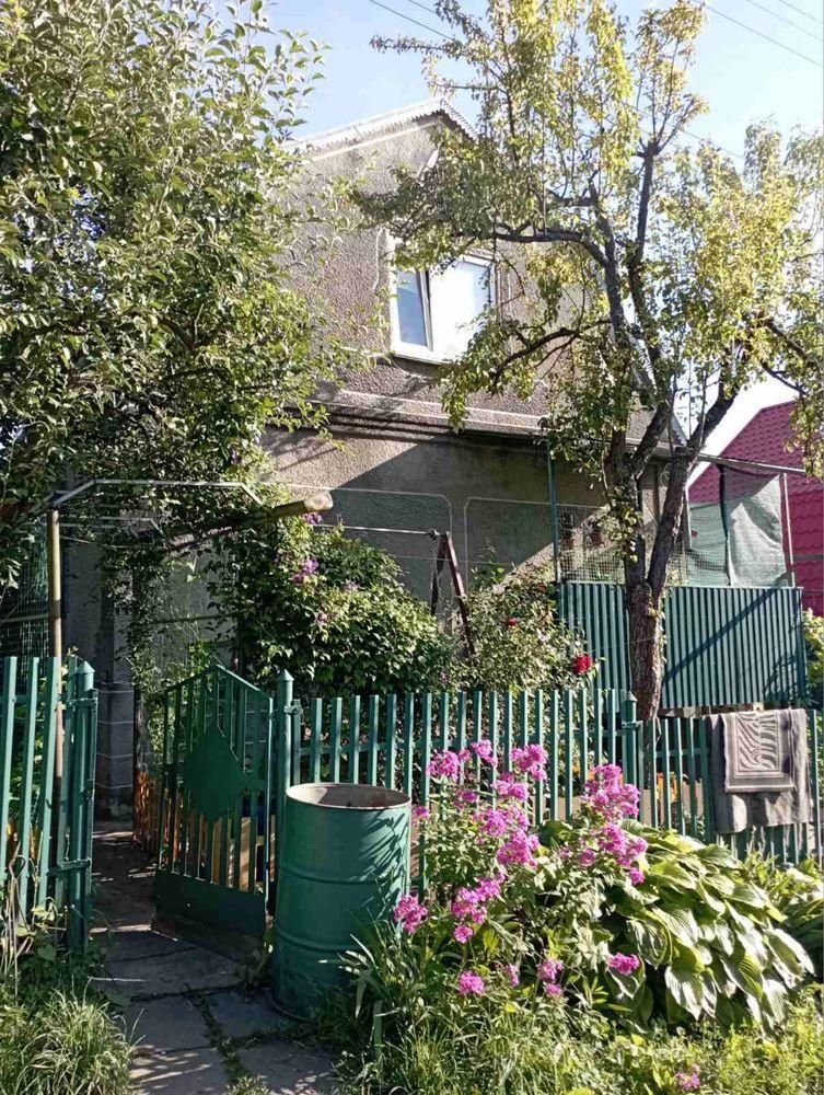 Продаж будинку у Хмельницькому.