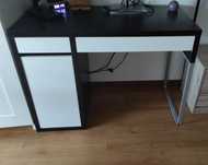 Secretária Ikea Micke