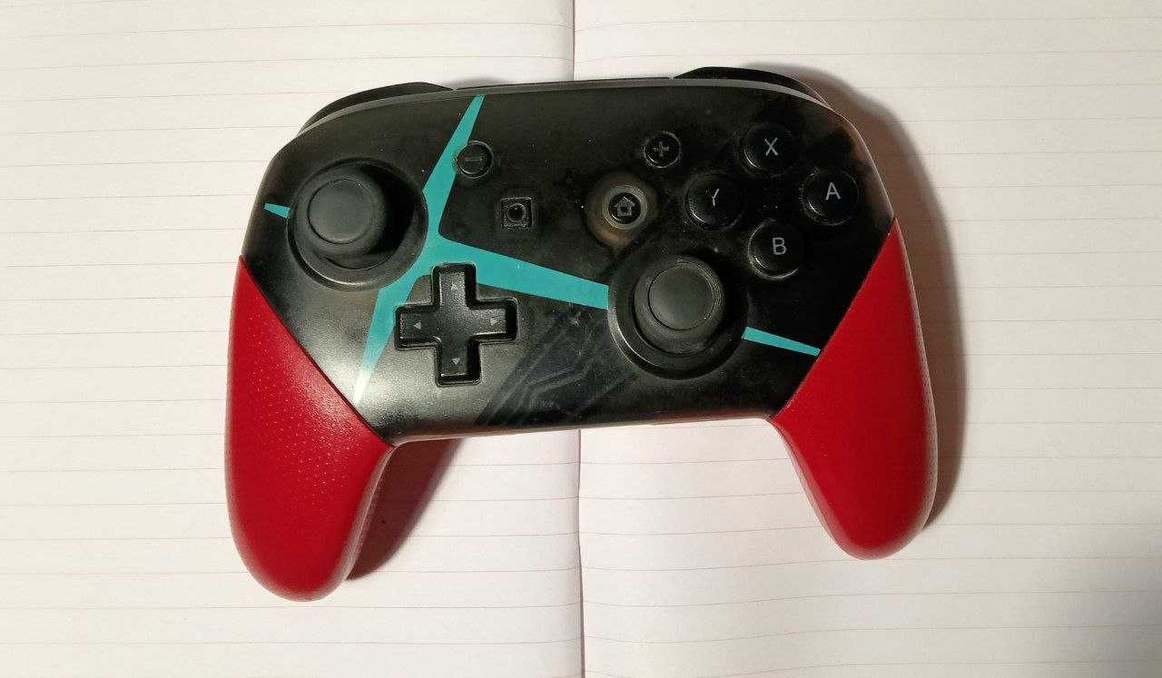 Pro Controller do Nintendo Switch nie originalny