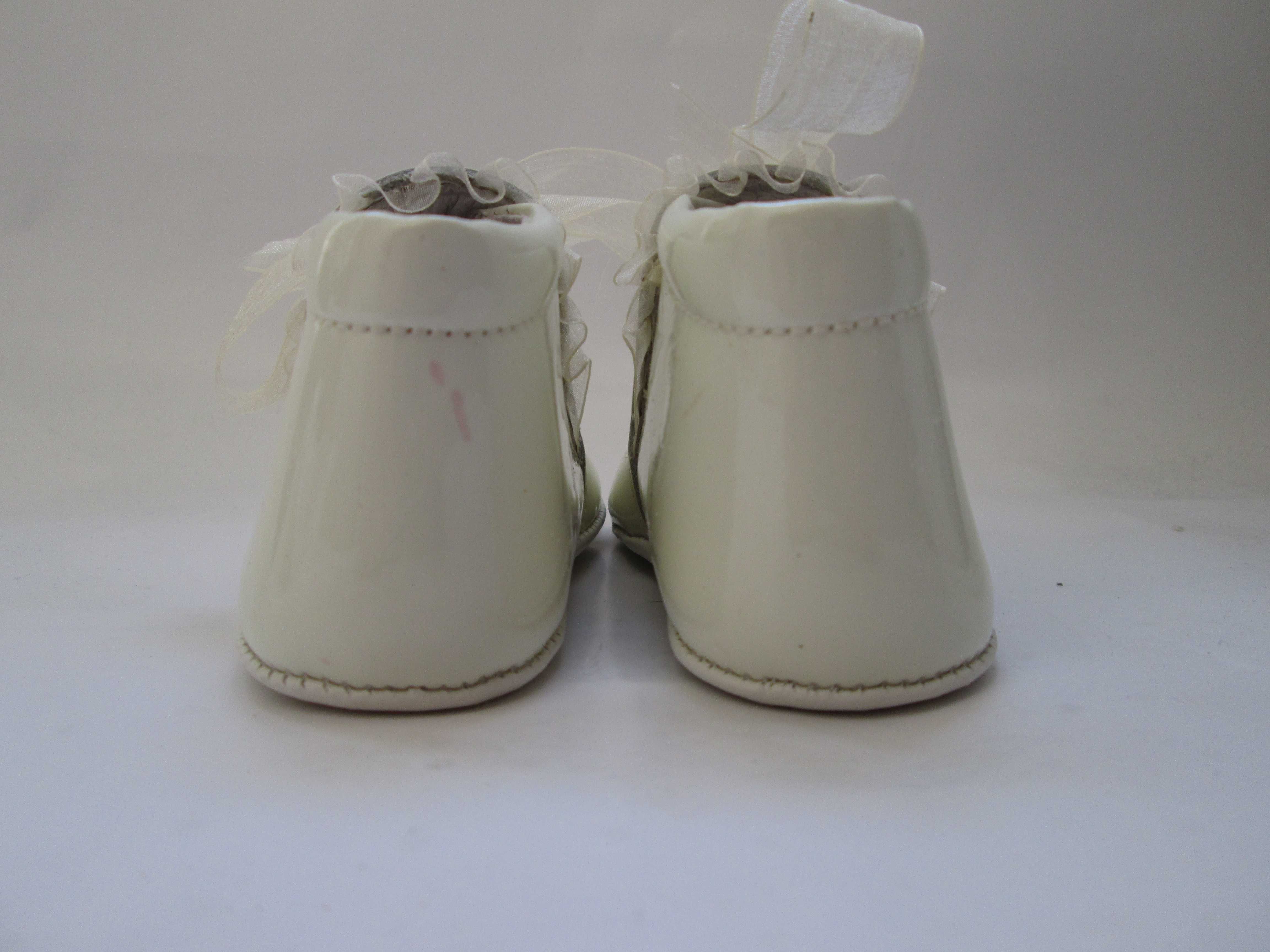 PRETTY ORIGINALS niemowlęce buciki lakierowane 16