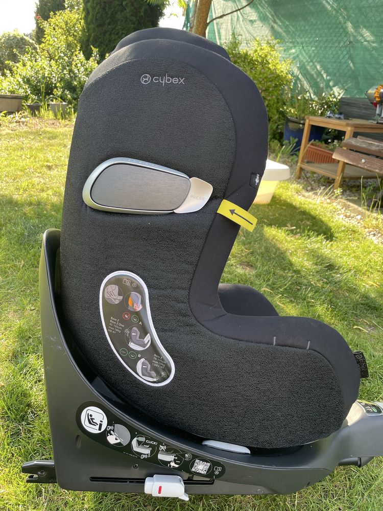 Fotelik cybex sirona z i-size obrotowy z bazą Isofix 0-18 kg
