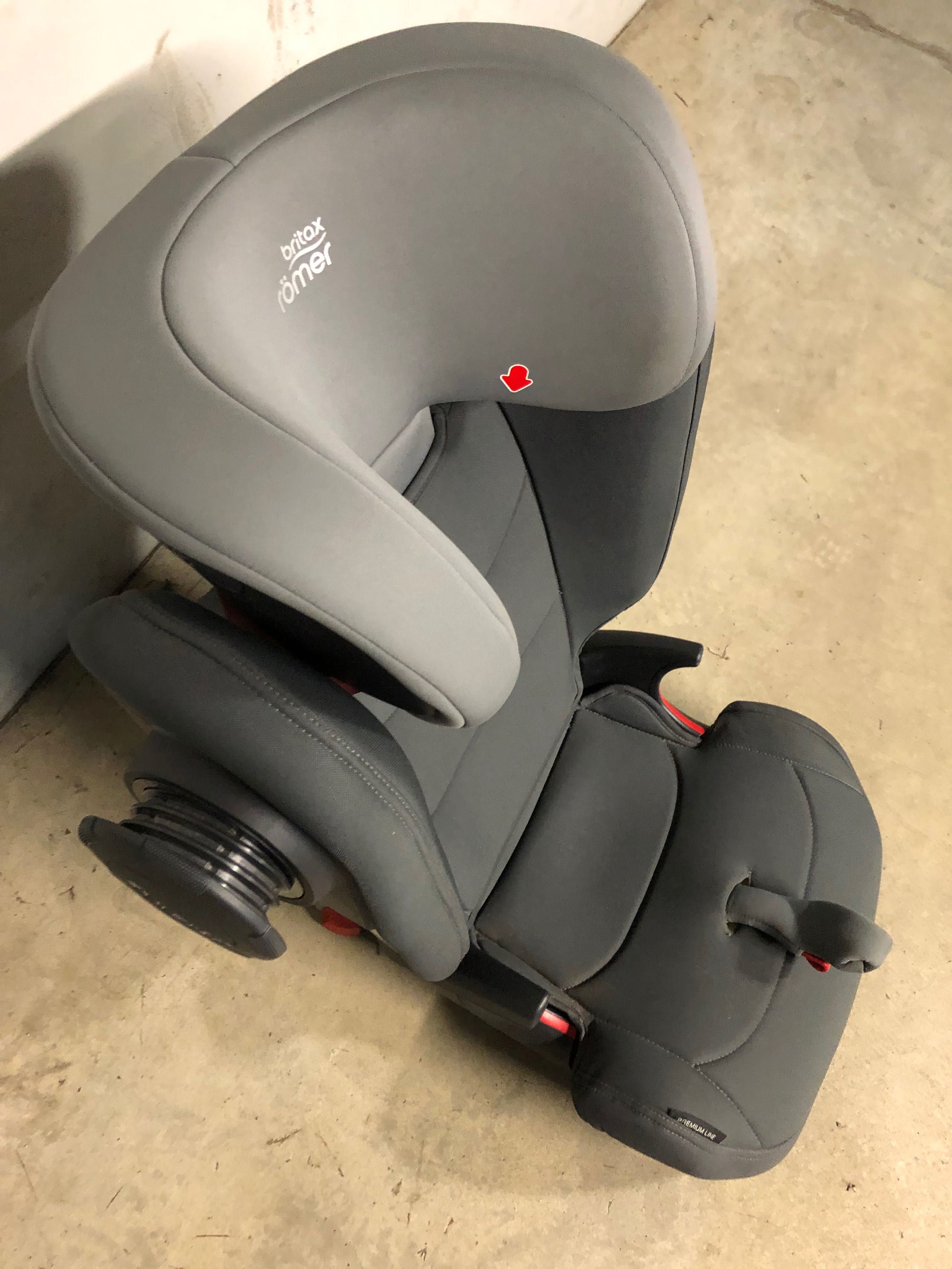 Fotelik samochodowy Britax Romer Kidfix III M