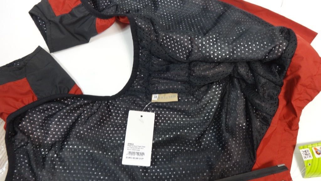 Wolters. Kombinezon przeciwdeszczowy dla psa. 34cm czerwony
