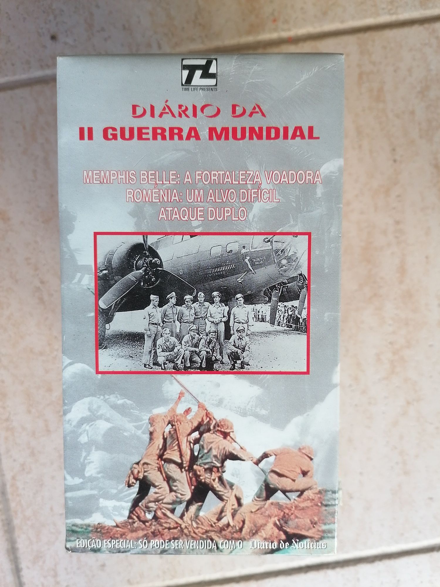 Coleção de 7 VHS "Diário da II Guerra Mundial"