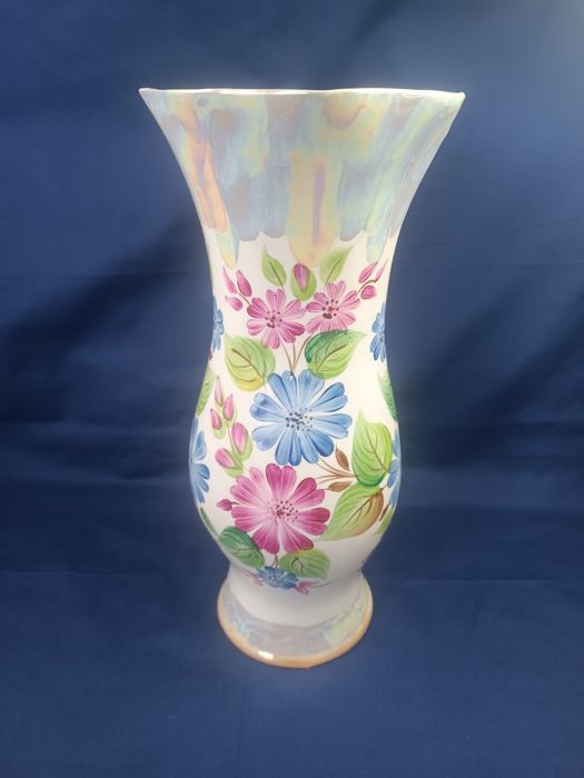 Ваза Рівненський військовий комісаріат кераміка порцеляна фарфор