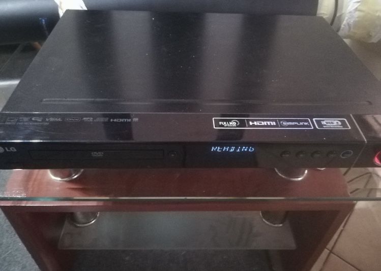 Kino Domowe LG HT554TH - D0 + 4 glosniki i subower Panasonic