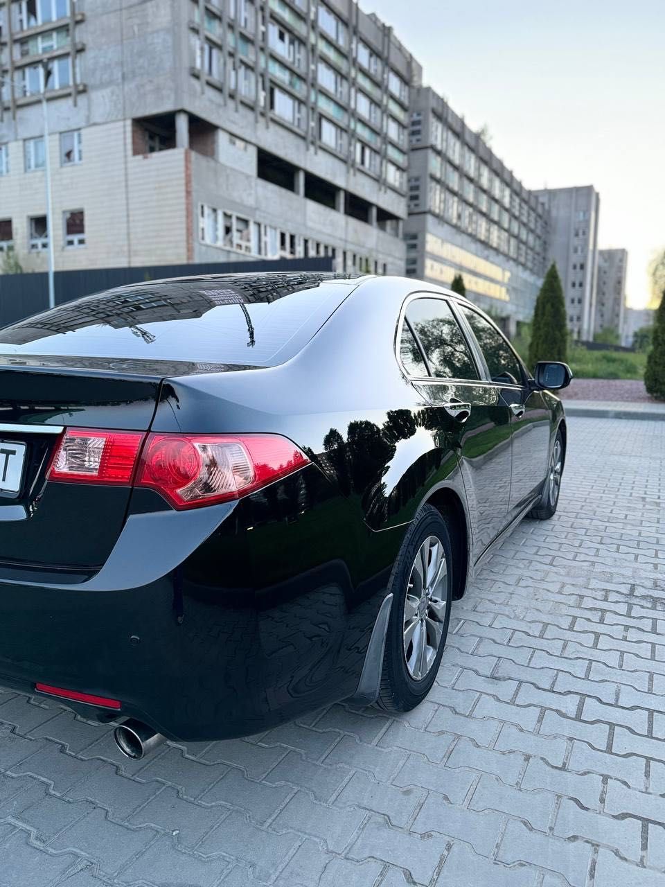 Honda Accord 8 (2.0)