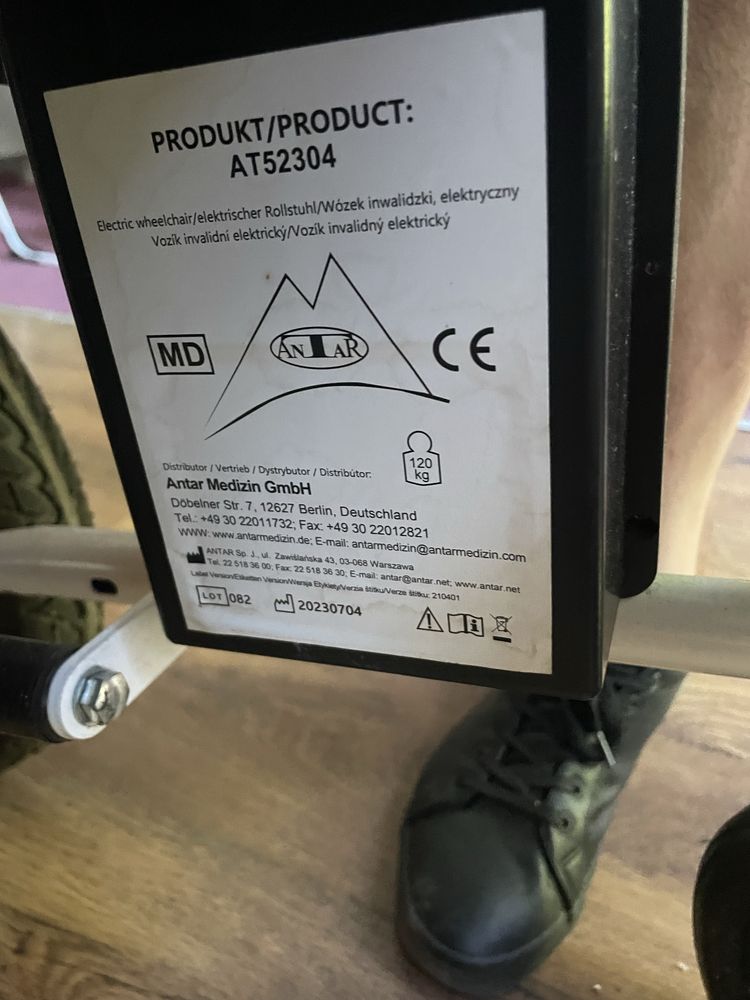 Wózek inwalidzki elektryczny antar at52304