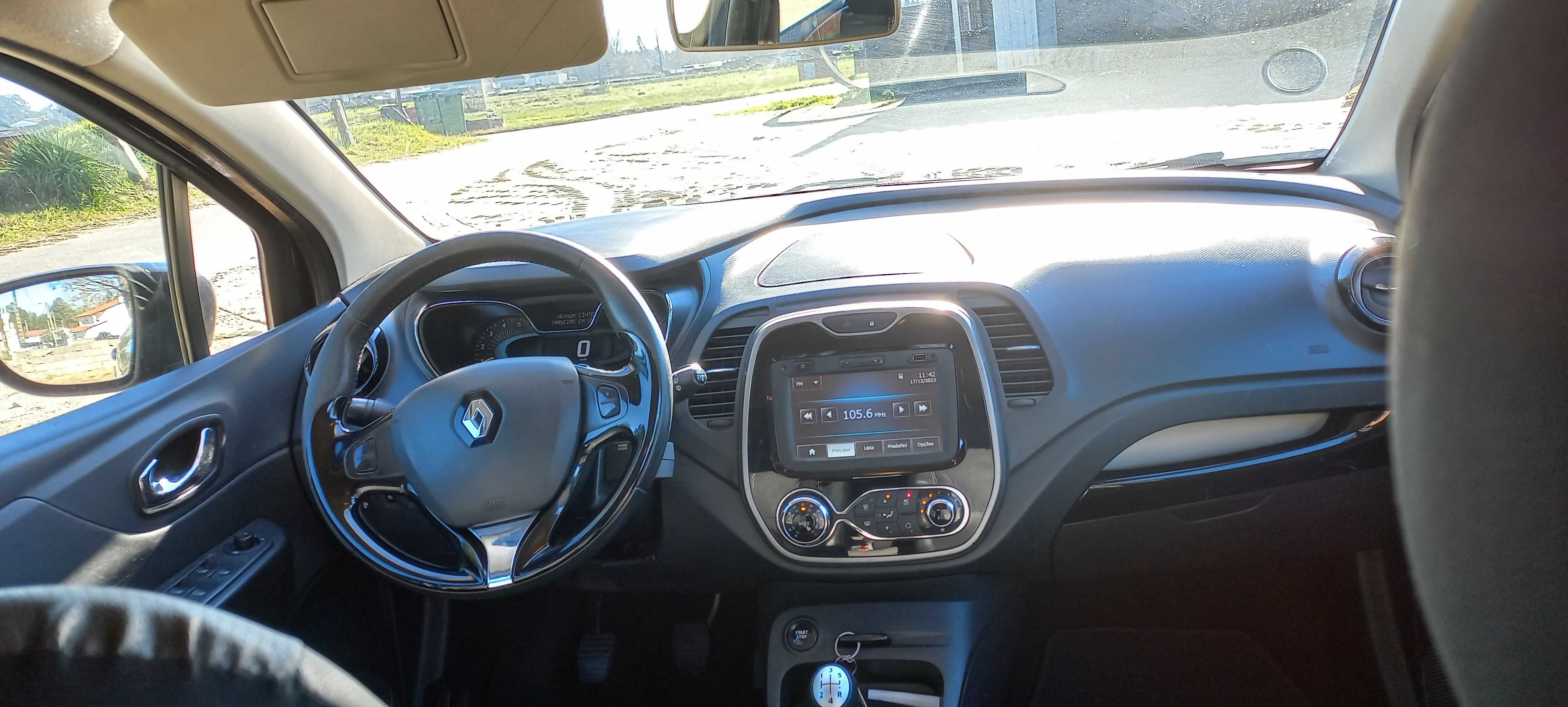 Renault Captur 1.5 dci 90 CV  2014
