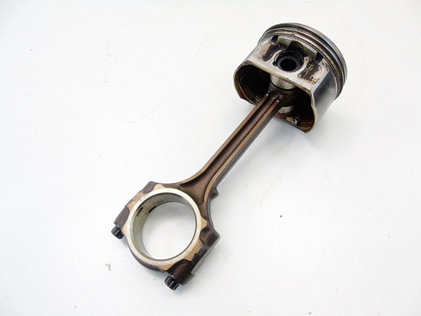 Tłok Korbowód 1.2 16V Swift Iv 3 Agila B Splash Solio Delica K12B