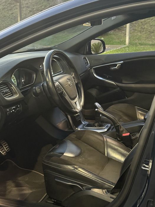 Volvo V40 R-Desing D2 TetoPanormaico