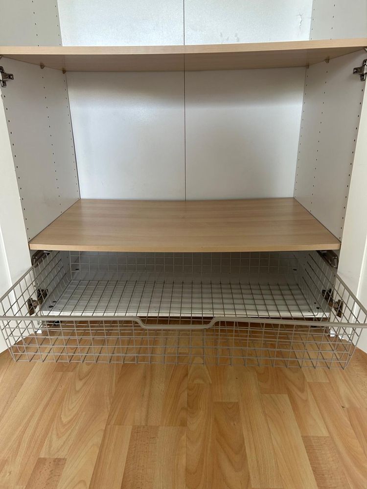 Roupeiro do ikea branco com varias gavetas