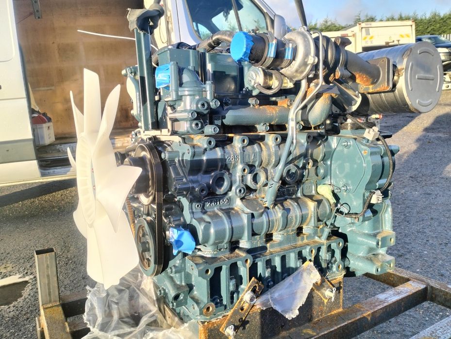 Silnik Kubota 2607-t 4 cylindry turbo nowy kompletny do zamontowania