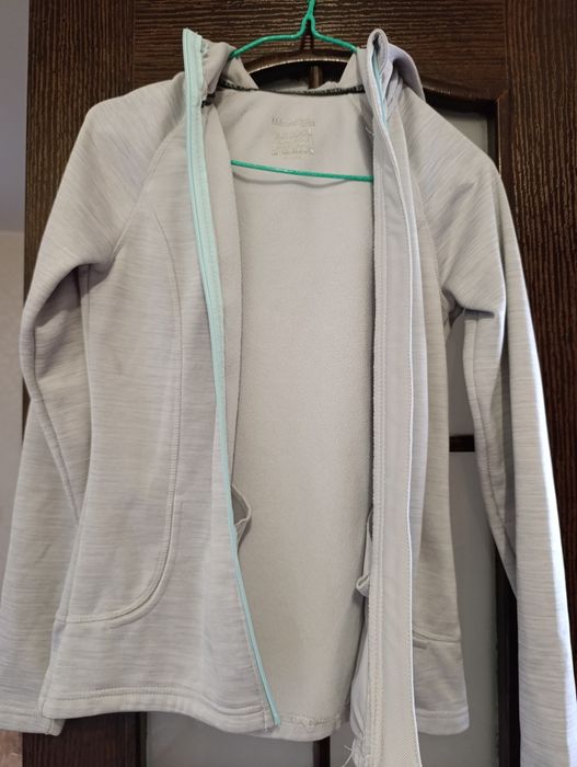 Спортивна кофта жіноча